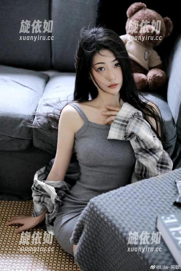 HaNari (하나리)牛仔裤图集，精选瞬间谱写青春与时尚的交响曲.txt